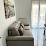 Suba's House Lägenhet La Spezia