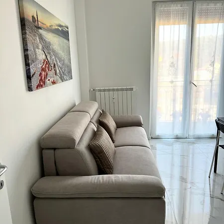 Suba's House Daire La Spezia