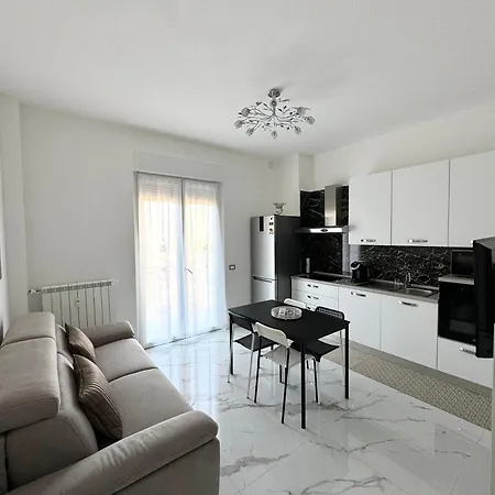 Suba's House Daire La Spezia